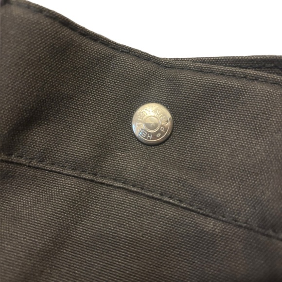 HERMÈS Large Canvas Fourre Tout Striped
Shoulder Tote Bag - Picture 14 of 16